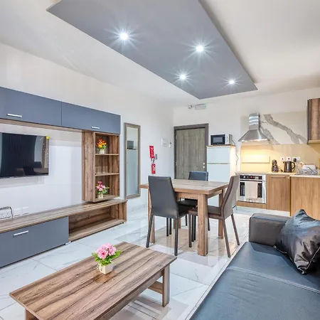 Seafront Opposite With Wifi & Ac In Qawra By 360 Estates 아파트 세인트폴스베이