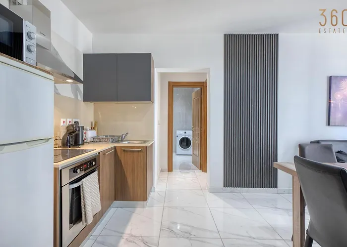 Seafront Opposite With Wifi & Ac In Qawra By 360 Estates Daire St. Paul's Bay