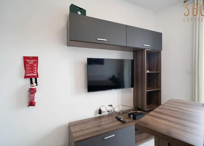 Seafront Opposite With Wifi & Ac In Qawra By 360 Estates * St. Paul's Bay