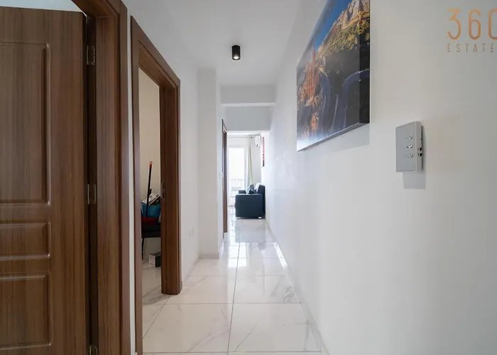 Seafront Opposite With Wifi & Ac In Qawra By 360 Estates