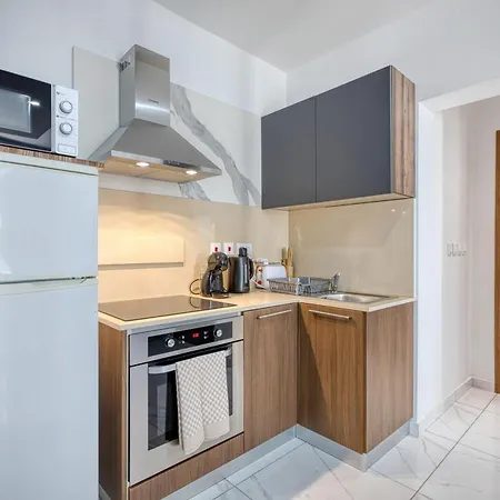 Seafront Opposite With Wifi & Ac In Qawra By 360 Estates Daire *